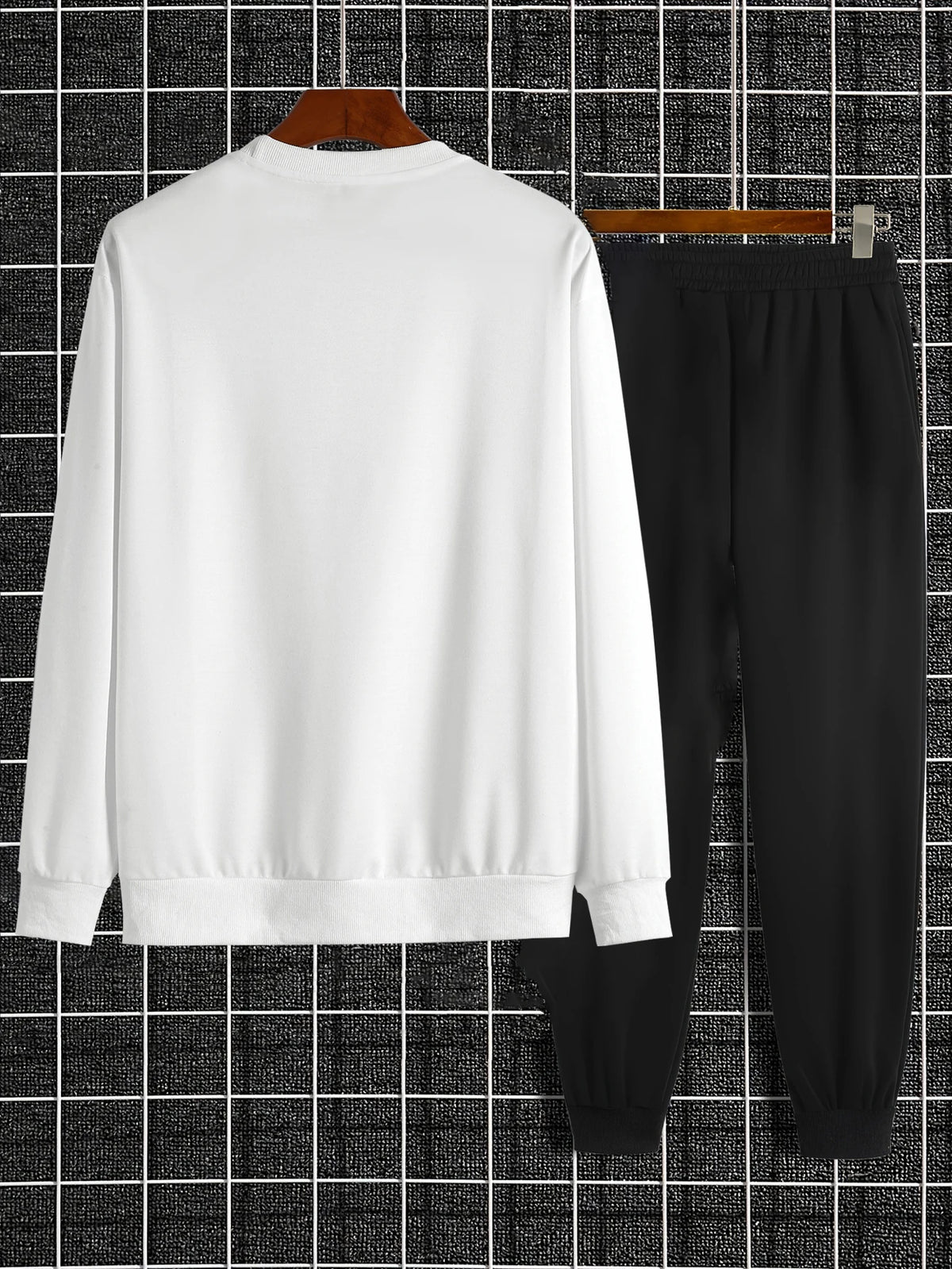 Men Long-Sleeve Sweatshirt